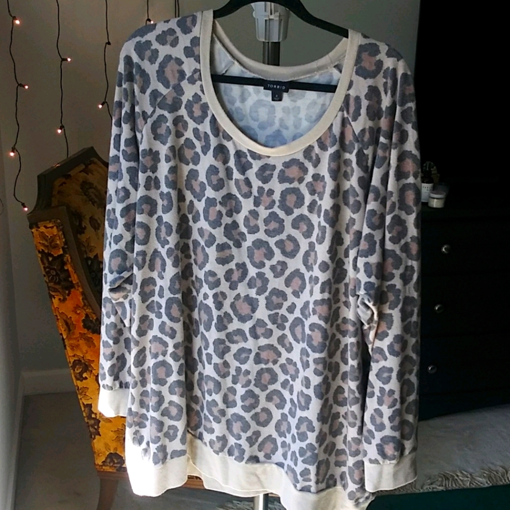 Leopard Print Soft Sweater